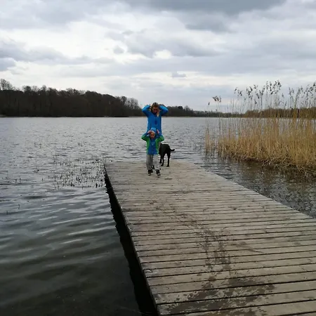 Nad Jeziorem Koszajny