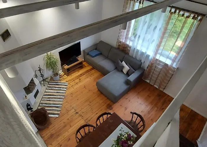 Nad Jeziorem Apartment