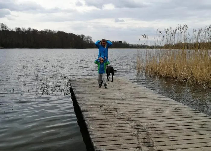 Nad Jeziorem Koszajny